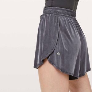 Lululemon Principal Dancer Short *3"